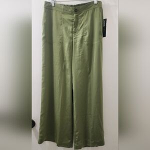 Ralph Laurent Olive Green Wide-Leg Pants, Size Medium.